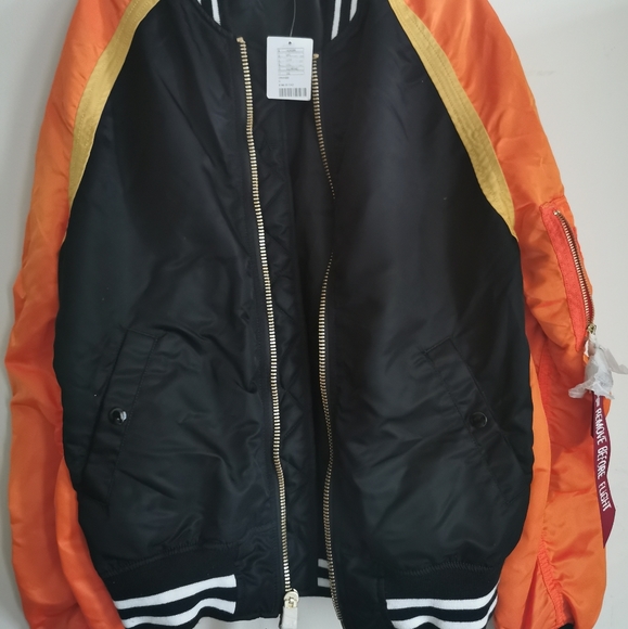 Urban x Alpha 2B Raglan Sleeve Black/Emergency Oranfe - Picture 2 of 3